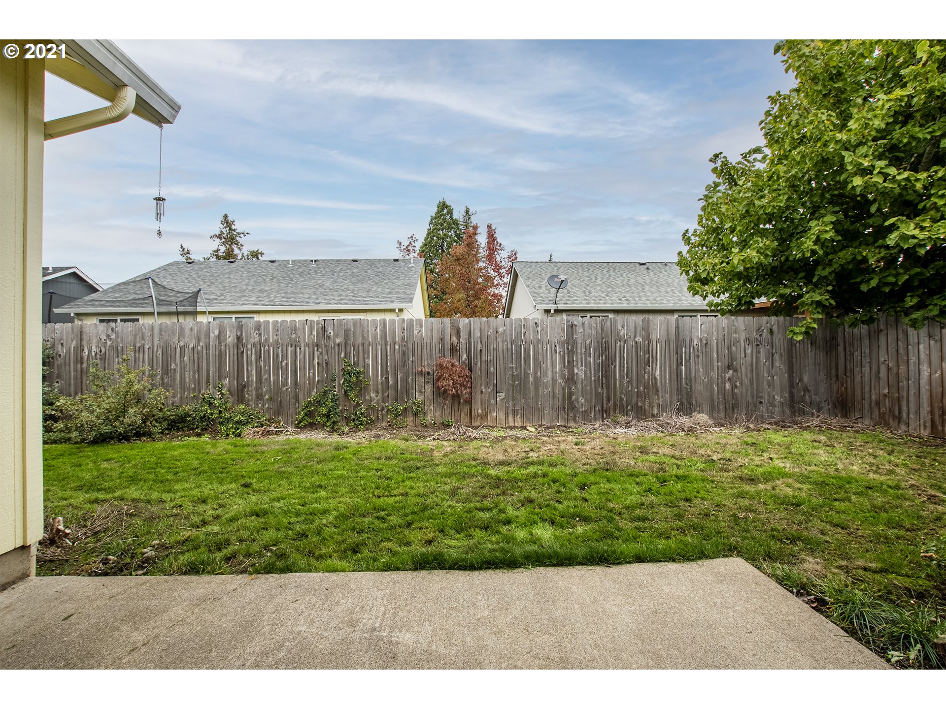 4142 South E Street Springfield, OR 97478 - Photo 26 of 26 a view of a backyard