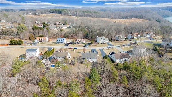 $549,950 | 1251 Commonwealth Drive, Hardy, VA 24101