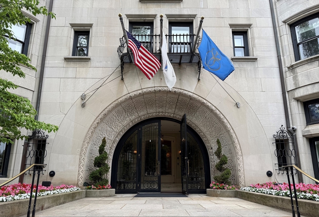 416 Commonwealth Avenue, Unit 301 Boston, MA 02215 - Photo 2 of 24