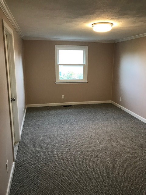 24 Goose Island Road Narragansett, RI 02882 - Photo 3 of 18 Master Bedroom