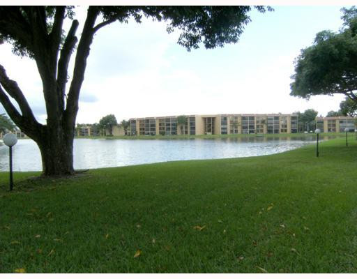 Undisclosed Address Pompano Beach, FL 33063 - Photo 14 of 16 View