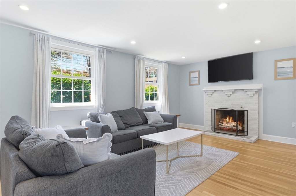 148 Tower Street Dedham, MA 02026 - Photo 6 of 22
