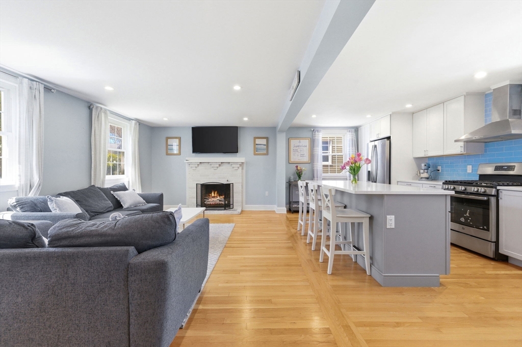 148 Tower Street Dedham, MA 02026 - Photo 7 of 22