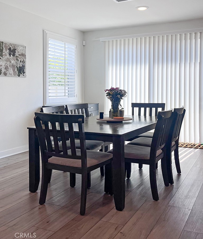 2528 Yellowstone Way Rialto, CA 92377 - Photo 8 of 24