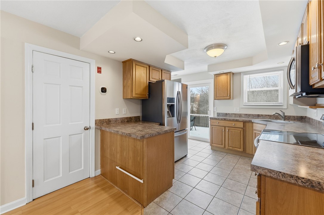 3399 Post Road, Unit 15 Warwick, RI 02886 - Photo 5 of 27