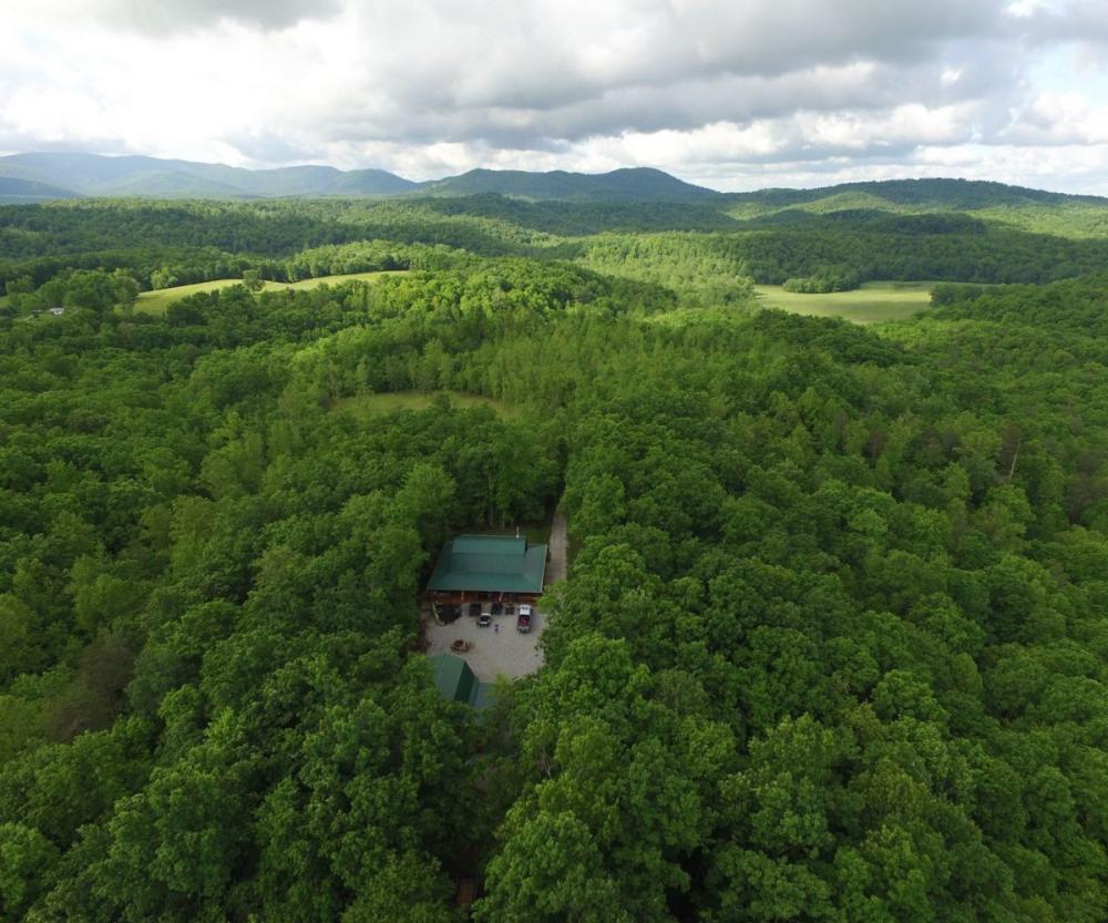 2866 Ridge Road Robbins, TN 37852 - Photo 1 of 32 listing1120330photo352095