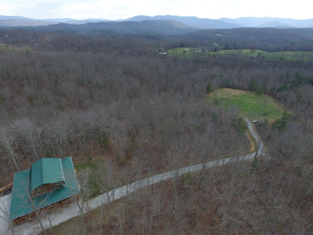 2866 Ridge Road Robbins, TN 37852 - Photo 7 of 32 listing1120330photo919477