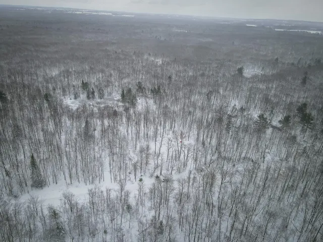 $229,900 | 4986 North Ridge Road, Pentwater, MI 49449