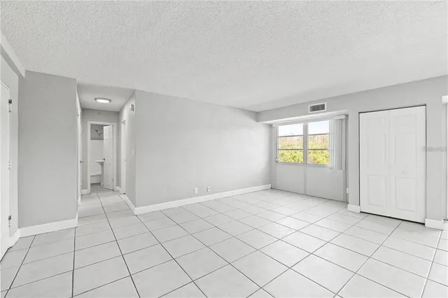 $1,500 | 3315 58th Avenue South, Unit 309, St. Petersburg, FL 33712