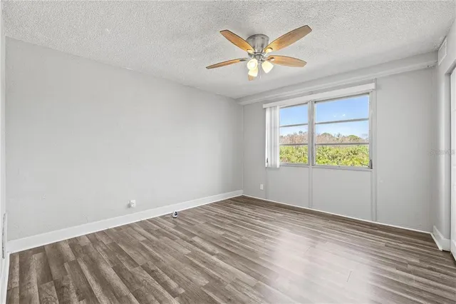 $1,500 | 3315 58th Avenue South, Unit 309, St. Petersburg, FL 33712