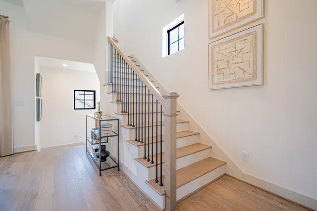 $699,999 | 1715 Bologna Lane, Houston, TX 77055