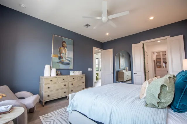 $699,999 | 1715 Bologna Lane, Houston, TX 77055