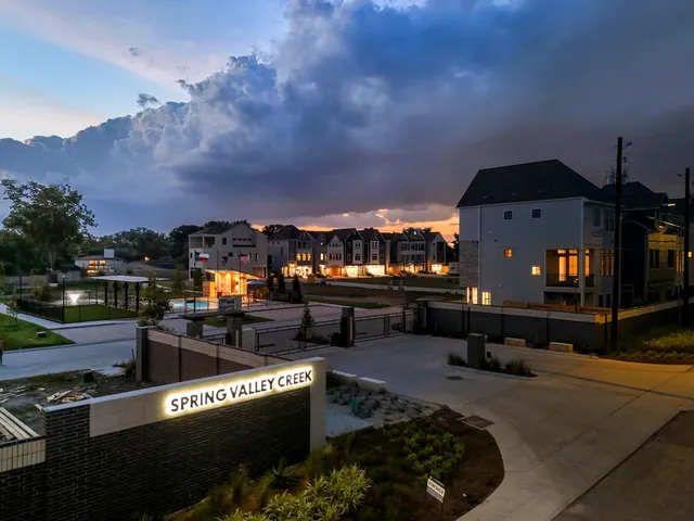 $699,999 | 1715 Bologna Lane, Houston, TX 77055