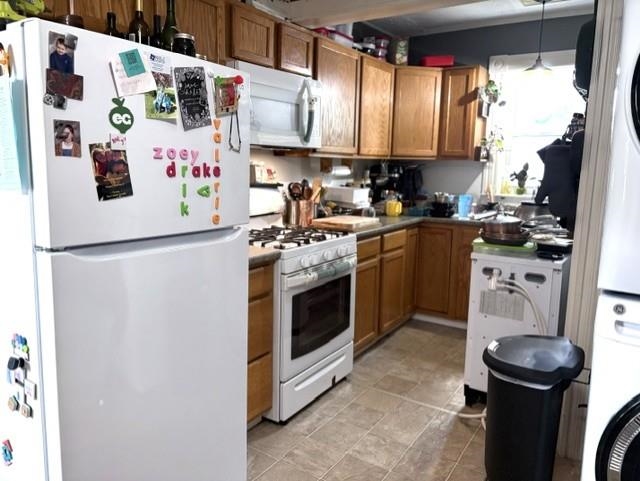 421 Laurel Street Manchester, NH 03103 - Photo 2 of 31