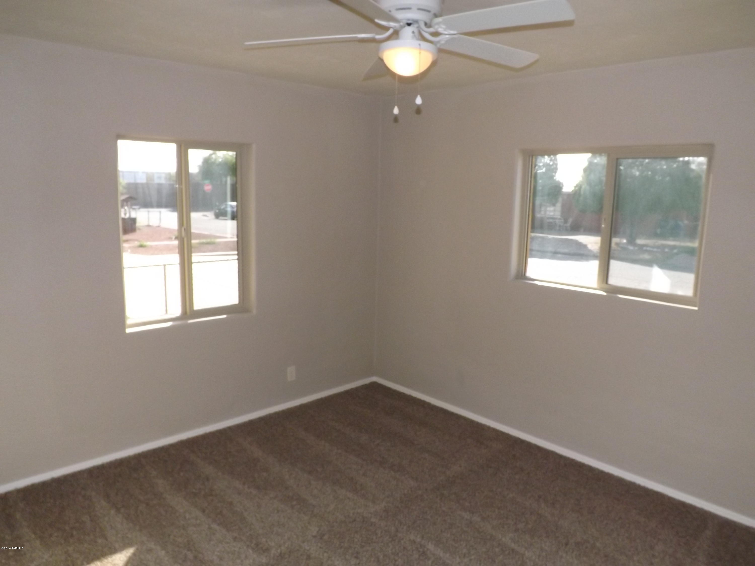 2235 South Miramonte Stravenue Tucson, AZ 85713 - Photo 23 of 34