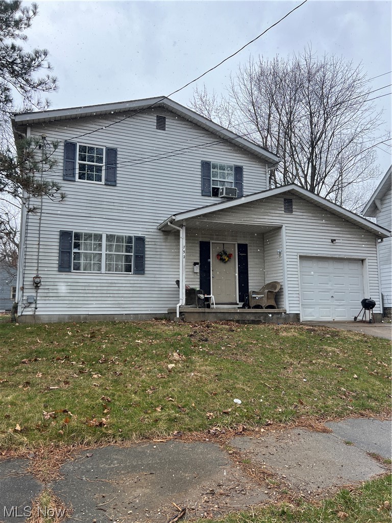 752 Carpenter Street Akron, OH 44310 - Photo 1 of 24
