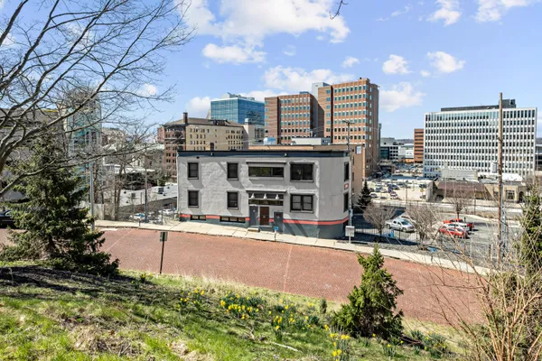 $1,500,000 | 20-22 Crescent Street Northeast, Grand Rapids, MI 49503