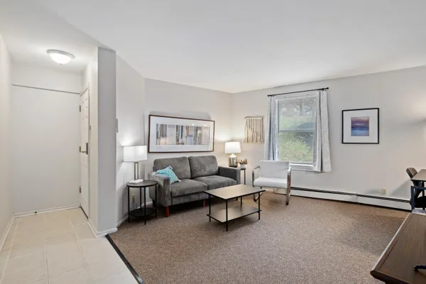 $1,500,000 | 20-22 Crescent Street Northeast, Grand Rapids, MI 49503