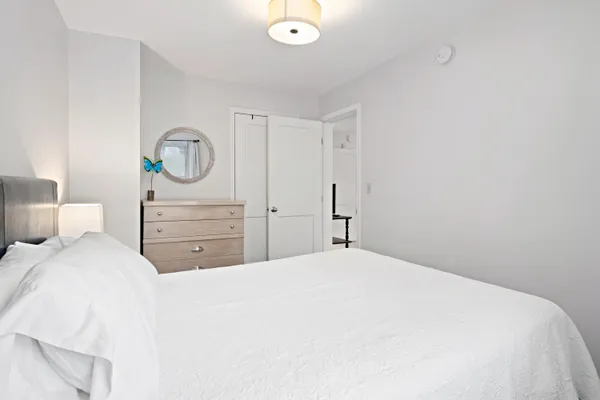 $1,500,000 | 20-22 Crescent Street Northeast, Grand Rapids, MI 49503