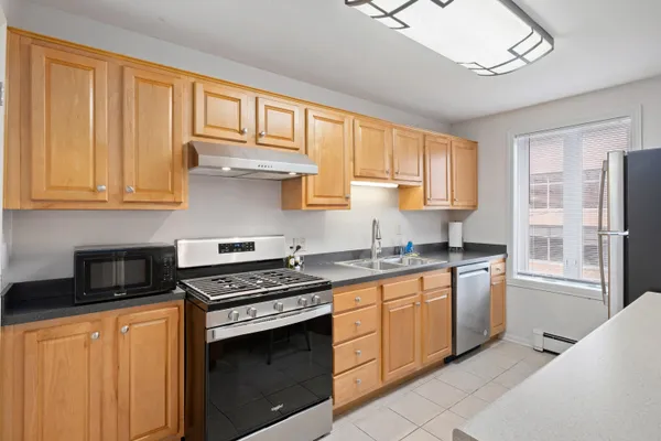 $1,500,000 | 20-22 Crescent Street Northeast, Grand Rapids, MI 49503
