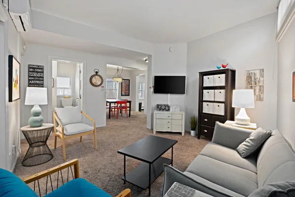 $1,500,000 | 20-22 Crescent Street Northeast, Grand Rapids, MI 49503