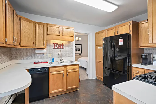 $1,500,000 | 20-22 Crescent Street Northeast, Grand Rapids, MI 49503