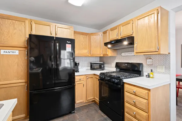 $1,500,000 | 20-22 Crescent Street Northeast, Grand Rapids, MI 49503