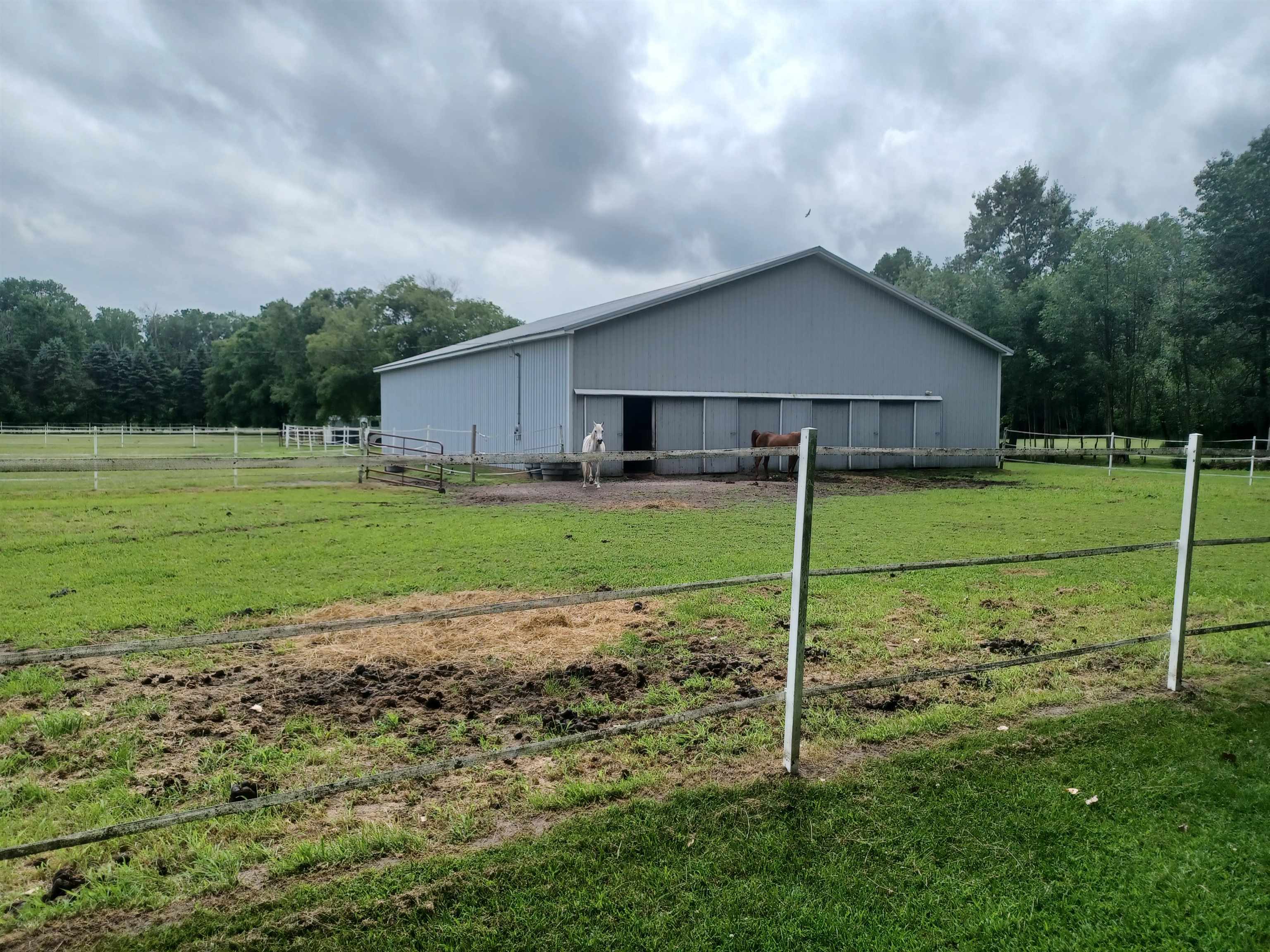 360 West Gordonville Road Midland, MI 48640 - Photo 21 of 94