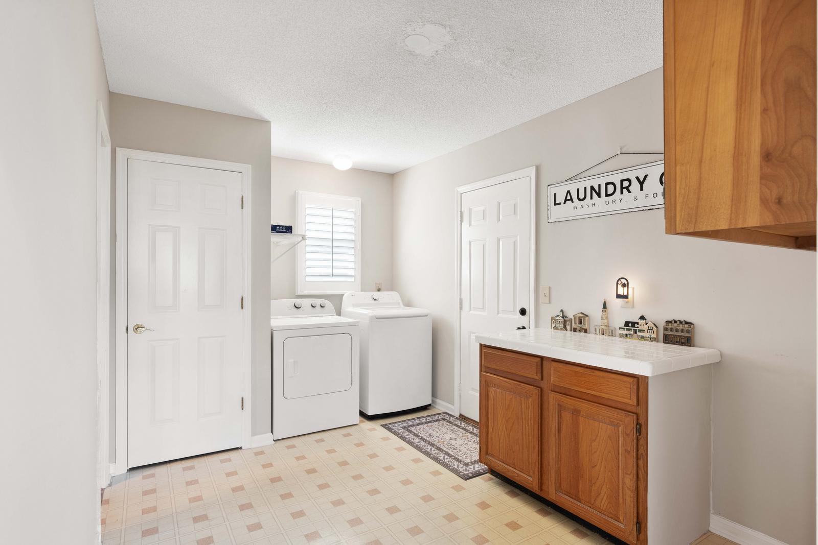 9150 Spring Branch Court North Charleston, SC 29406 - Photo 14 of 48 15