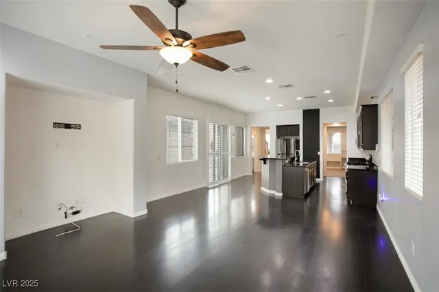 $2,795 | 6561 Grand Concourse Street, Las Vegas, NV 89166