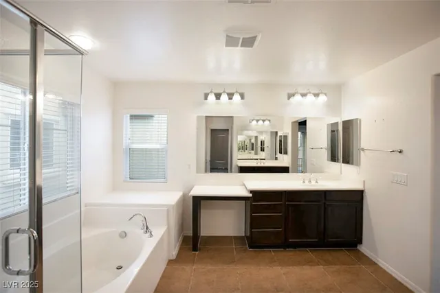 $2,795 | 6561 Grand Concourse Street, Las Vegas, NV 89166