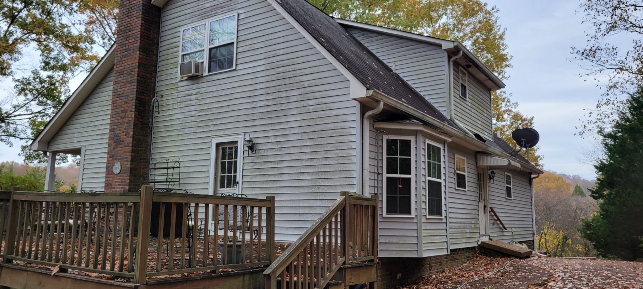6995 Old Riv Rd Pike Nashville, TN 37209 - Photo 1 of 9 a view of a house with a deck