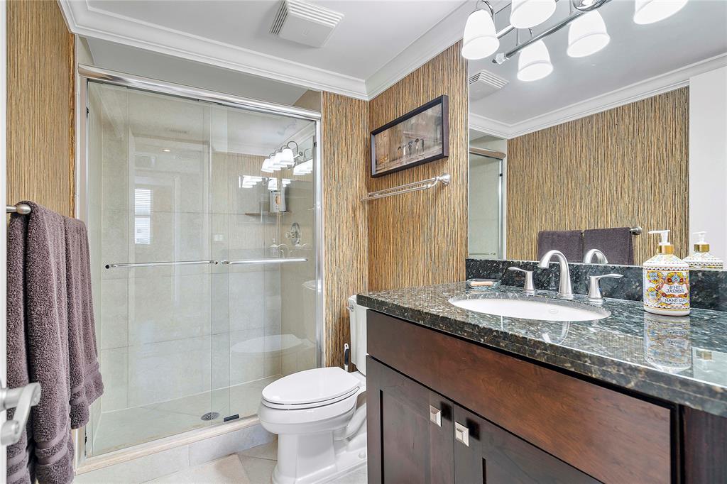 1900 South Ocean Boulevard, Unit 12F Lauderdale-by-the-Sea, FL 33062 - Photo 14 of 40 Guest bath