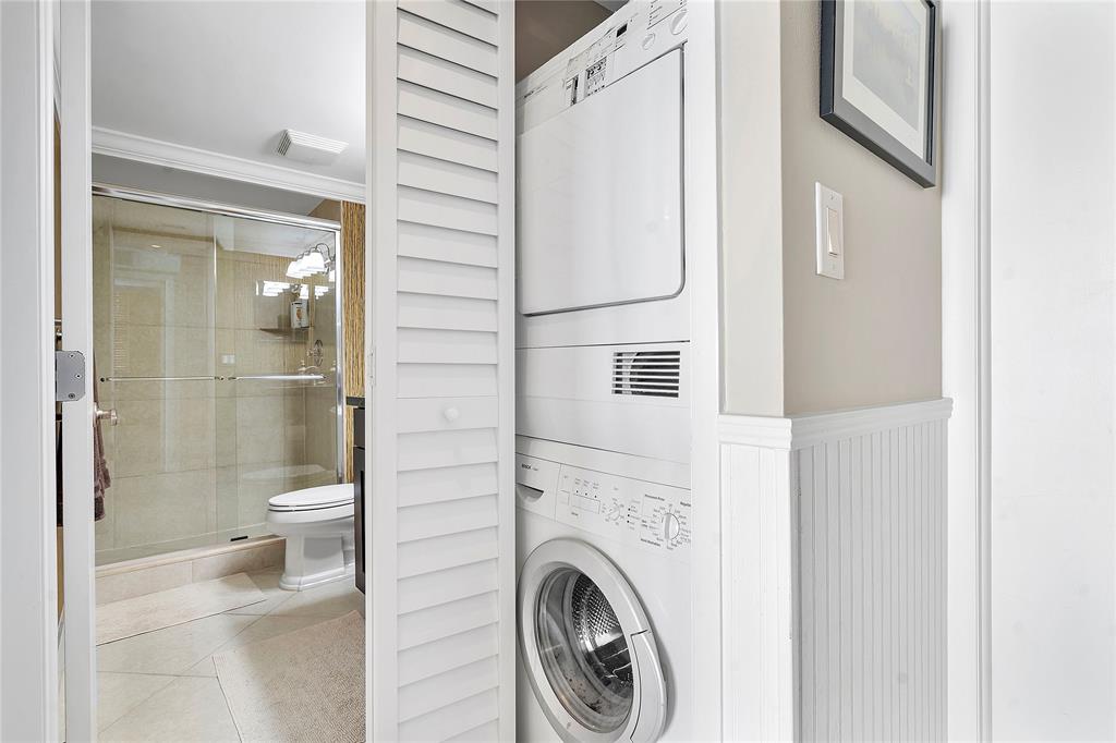 1900 South Ocean Boulevard, Unit 12F Lauderdale-by-the-Sea, FL 33062 - Photo 15 of 40 Washer and dryer