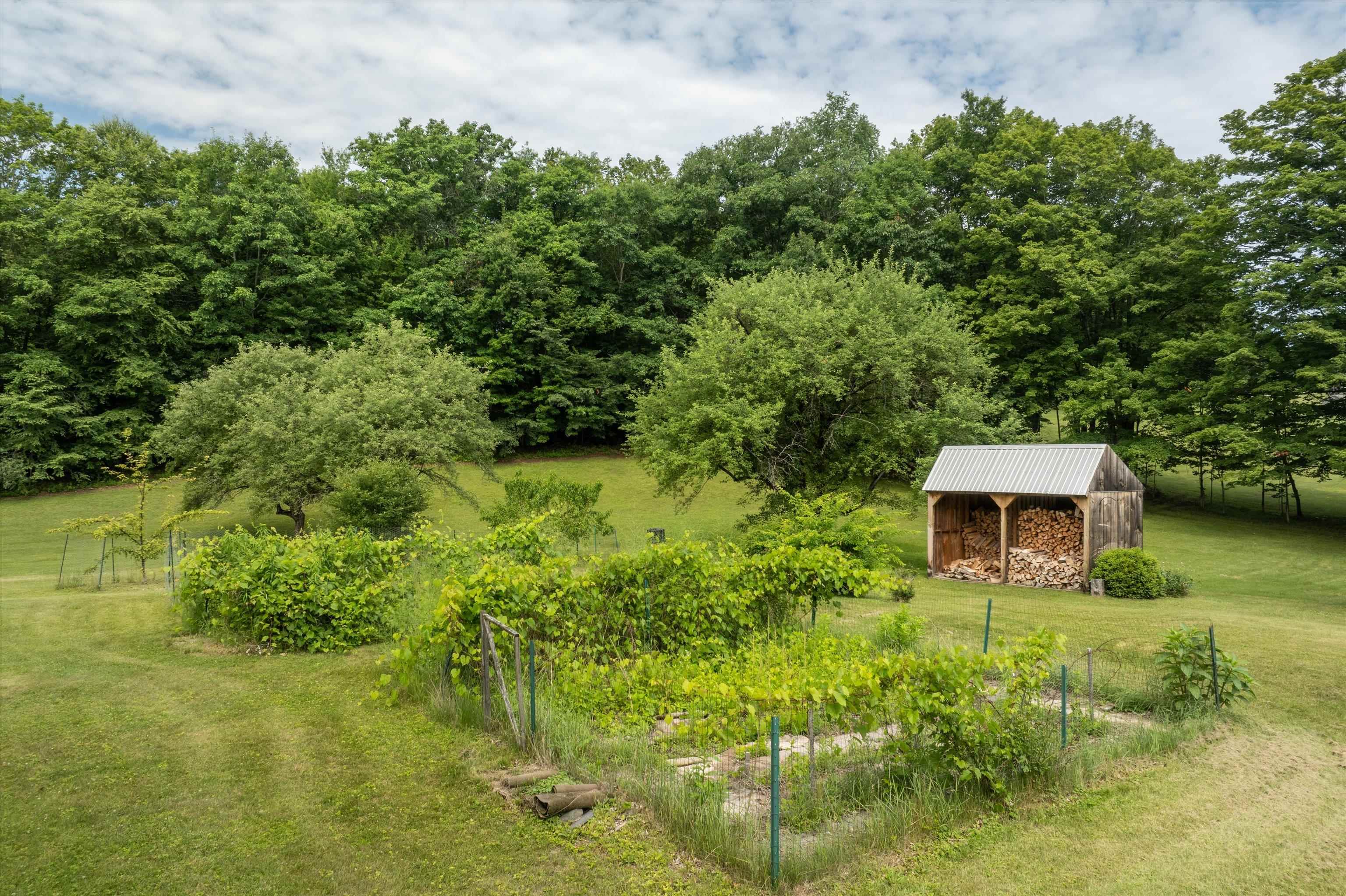 185 Crown Point Road Springfield, VT 05156 - Photo 16 of 51