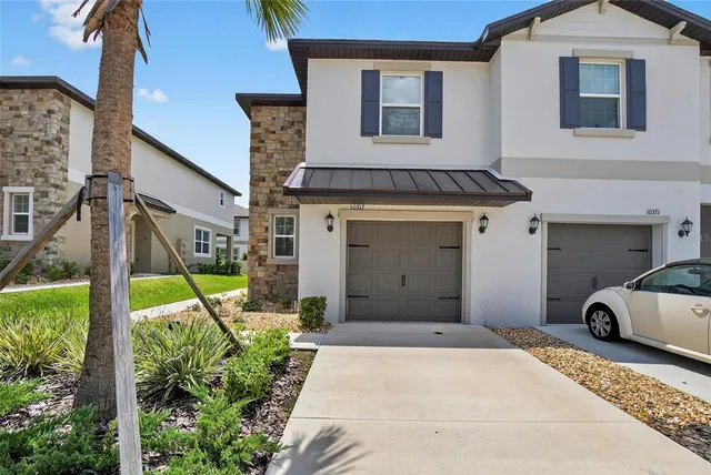 $290,000 | 10317 Trumpet Honeysuckle Way, Wesley Chapel, FL 33545