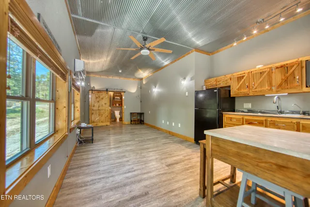 $725,000 | 419 Palomino Run, Jamestown, TN 38556