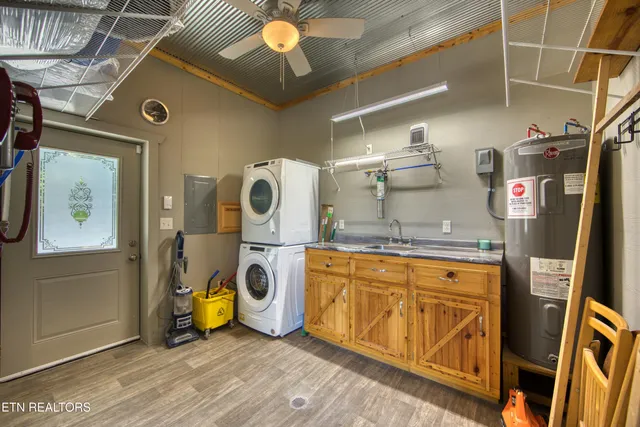 $725,000 | 419 Palomino Run, Jamestown, TN 38556