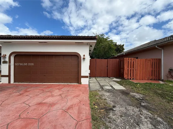 $1,600 | 18255 Southwest 145th Avenue, Unit BACK, Miami, FL 33177