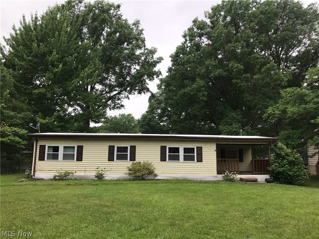 5528 Linn Road Amherst, OH 44001 - Photo 1 of 19 Gallery Image 1