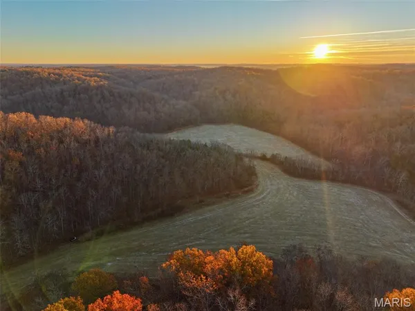 $2,511,705 | 881.3 Highway K Jadwin Mo 65501, Jadwin, MO 65501