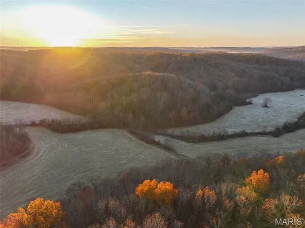 $2,511,705 | 881.3 Highway K Jadwin Mo 65501, Jadwin, MO 65501