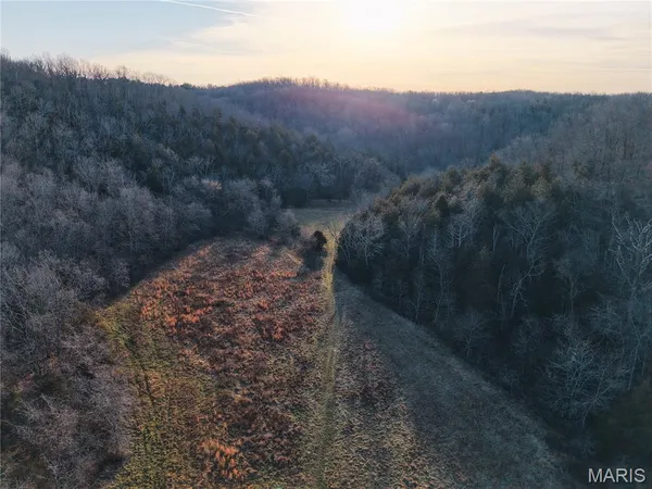 $2,511,705 | 881.3 Highway K Jadwin Mo 65501, Jadwin, MO 65501