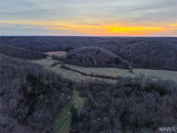 $2,511,705 | 881.3 Highway K Jadwin Mo 65501, Jadwin, MO 65501