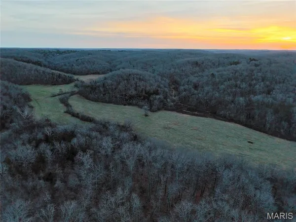 $2,511,705 | 881.3 Highway K Jadwin Mo 65501, Jadwin, MO 65501