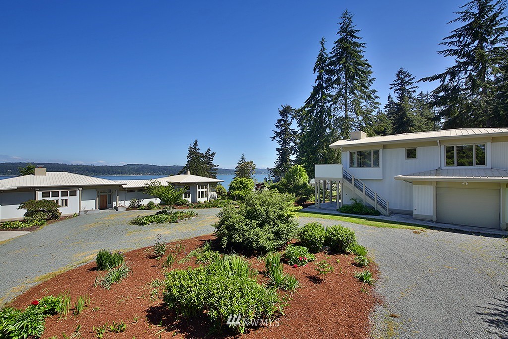 3911 Resort Road Greenbank, WA 98253 - Photo 2 of 25 Gallery Image 2