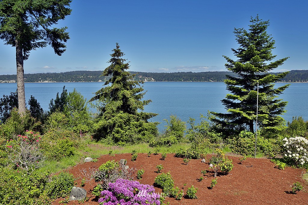3911 Resort Road Greenbank, WA 98253 - Photo 3 of 25 Gallery Image 3