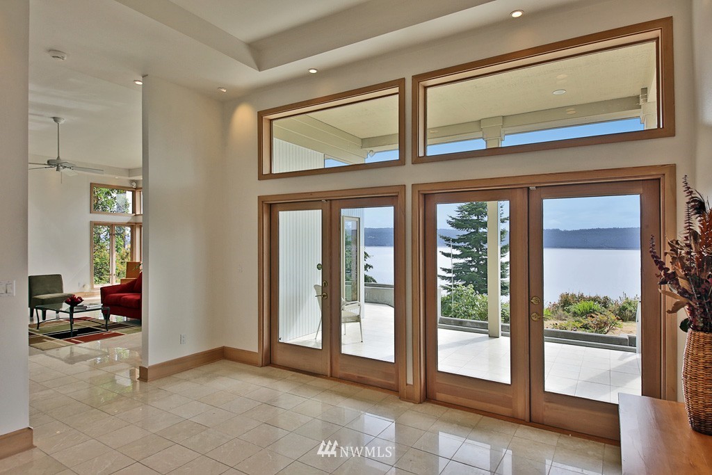 3911 Resort Road Greenbank, WA 98253 - Photo 4 of 25 Gallery Image 4
