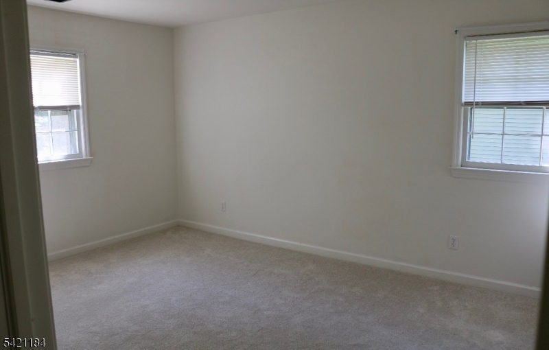 19 Hewetson Road Denville, NJ 07834 - Photo 9 of 20