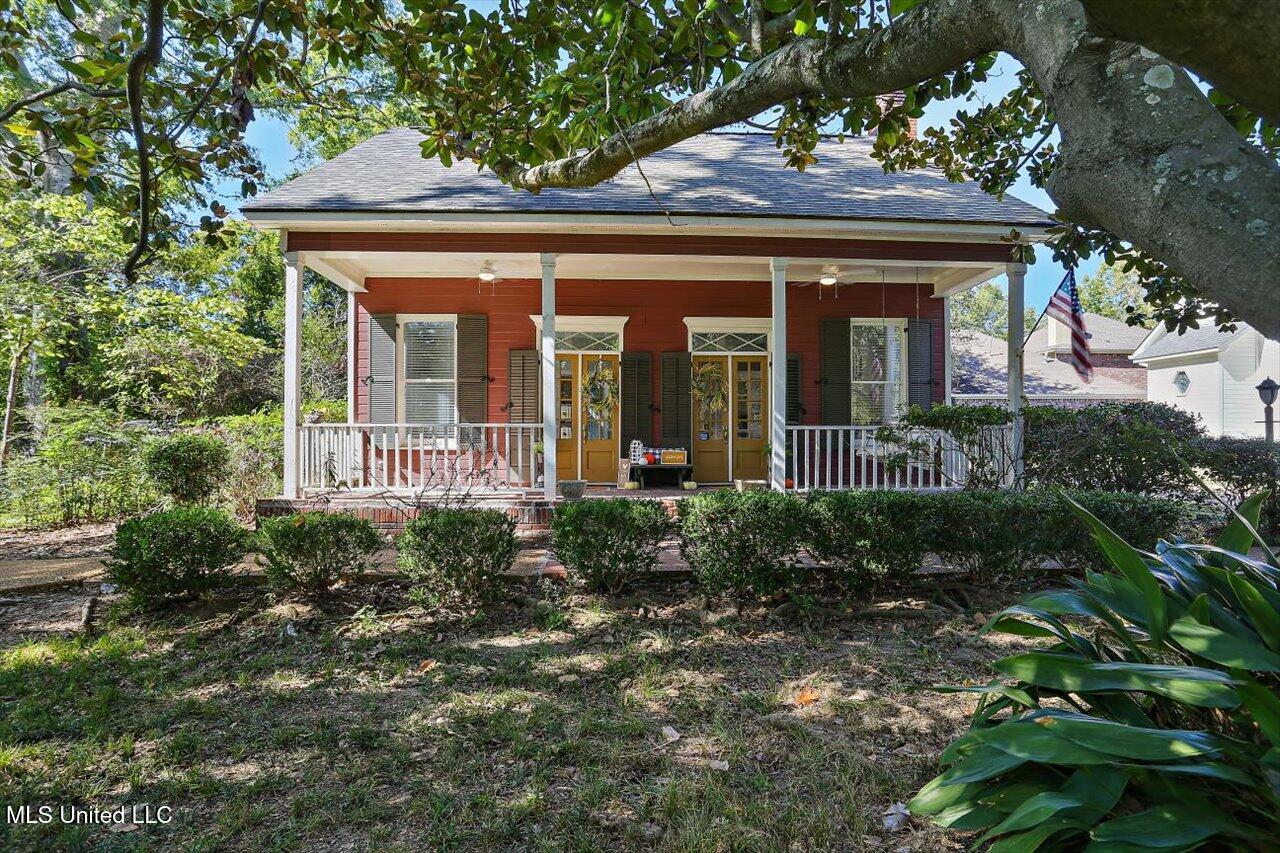 139 North Maple Street Ridgeland, MS 39157 - Photo 3 of 31 01-139 N Maple St
